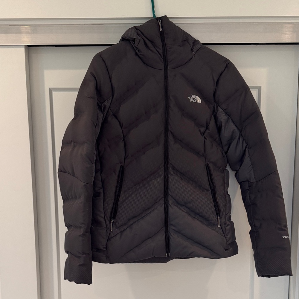 The North Face Dark Charcoal/Navy Hooded Jacket 700 rated down fill puffer